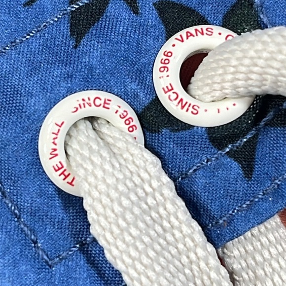 VANS Flamingo 10” Board Shorts Swim Trunks size 34, excellent condition! - Picture 11 of 12